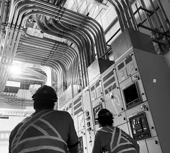 entrepreneur en construction spécialisé en électricité -équipe