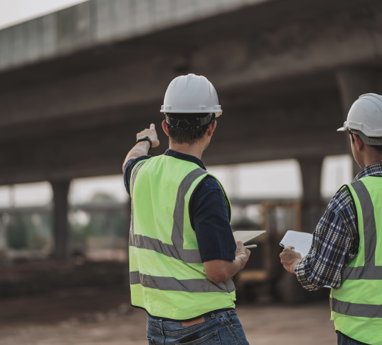 entrepreneur en construction spécialisé en électricité -équipe